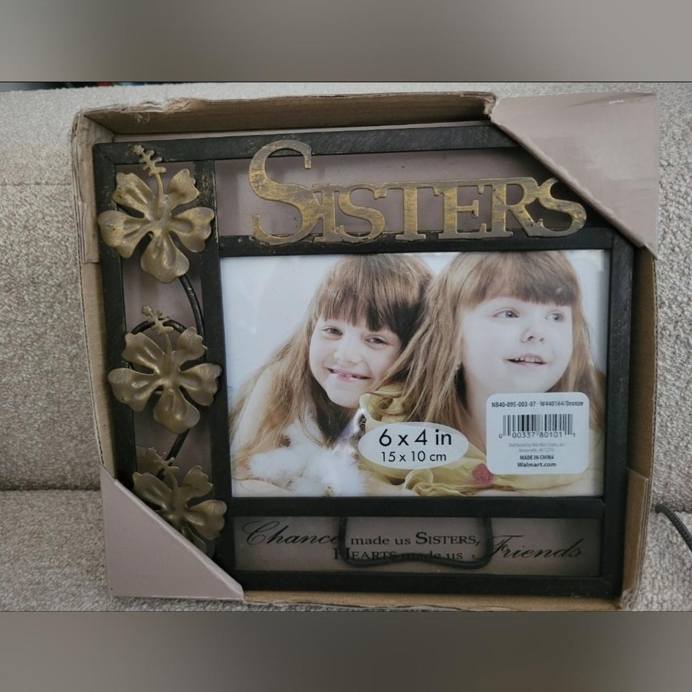 Bronze and Black Floral Sisters Photo Frame with Quote